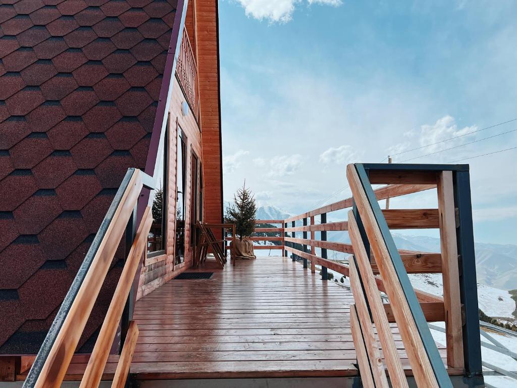 Balkón nebo terasa v ubytování ALTO Cabins