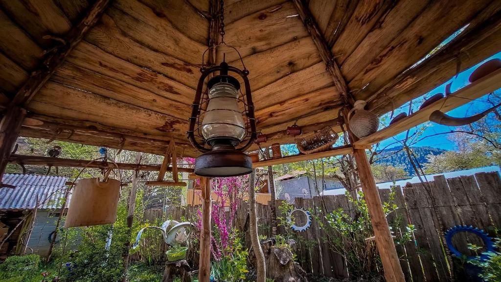 Zahrada ubytování Guest House "SVANETI"