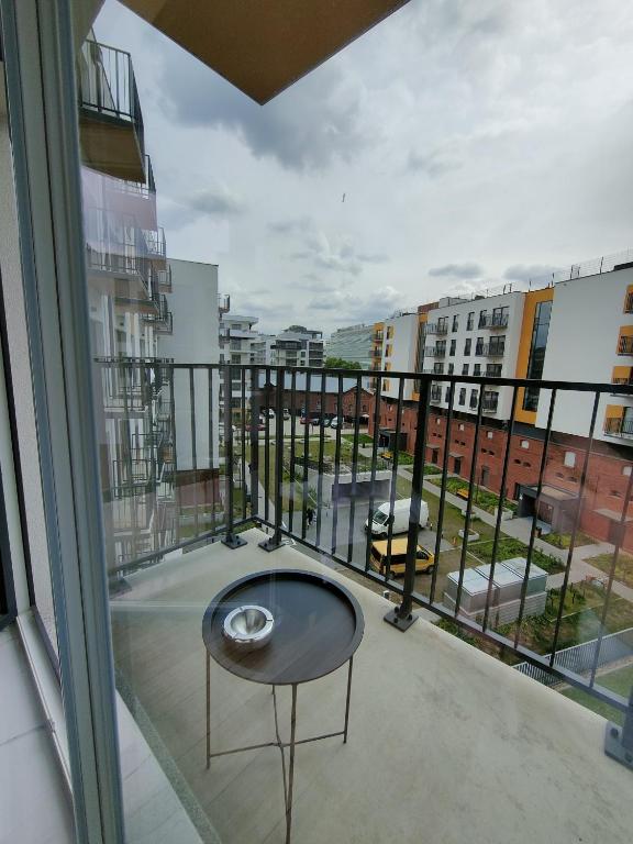 SpaceMore Apartments, Dmowskiego - 20 minut do RYNKU, Self Check-In 24H, Parking, City bikes - 19