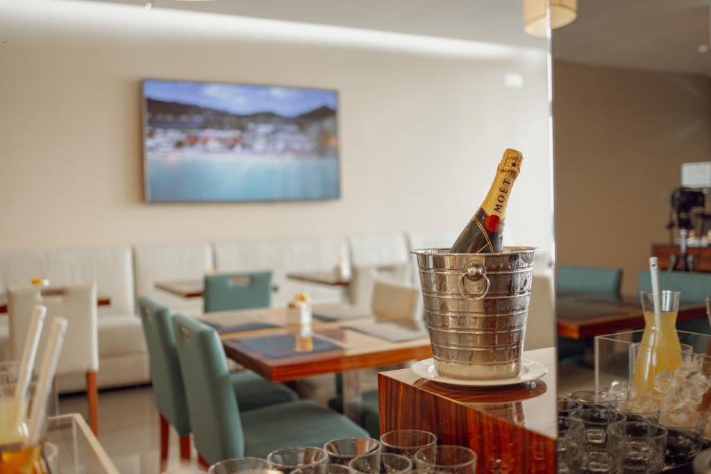 ABC Hotel Porto - Boavista - Resim 27