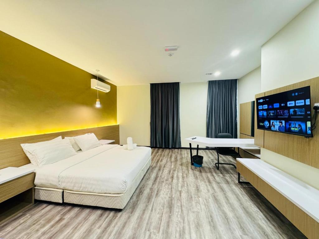 TV a/nebo společenská místnost v ubytování STAR HOTEL