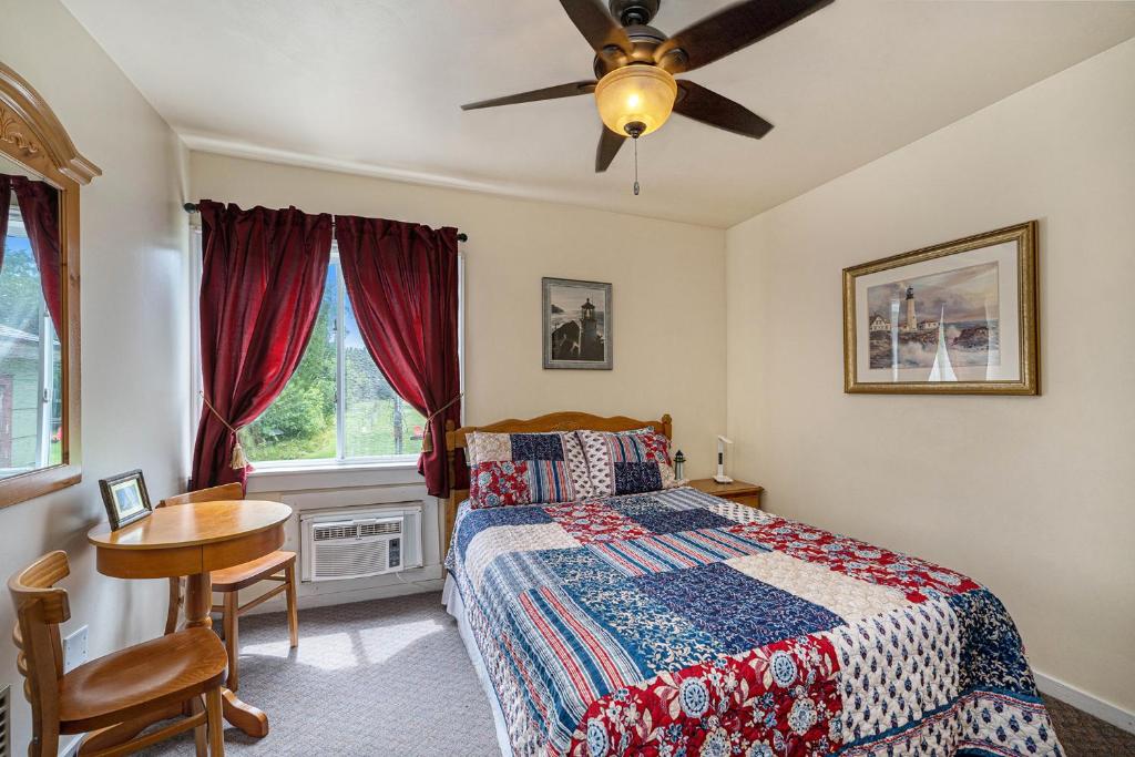 Jensen's RV Park and Motel photo