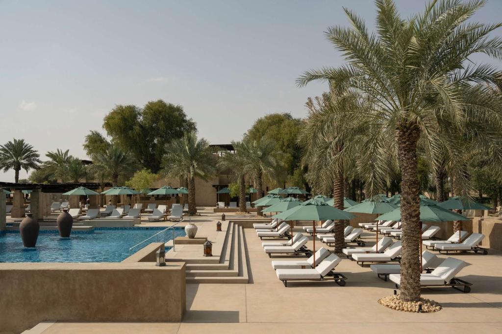 Bazén v ubytování Bab Al Shams, A Rare Finds Desert Resort, Dubai nebo v jeho okolí