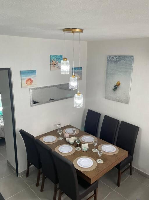 Fotografie z fotogalerie ubytování Increíble Casa con alberca y club de playa v destinaci Barra Vieja