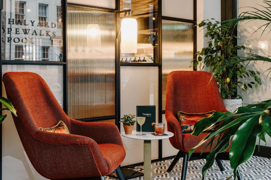 The Halyard Liverpool, Vignette Collection by IHGにあるシーティングエリア
