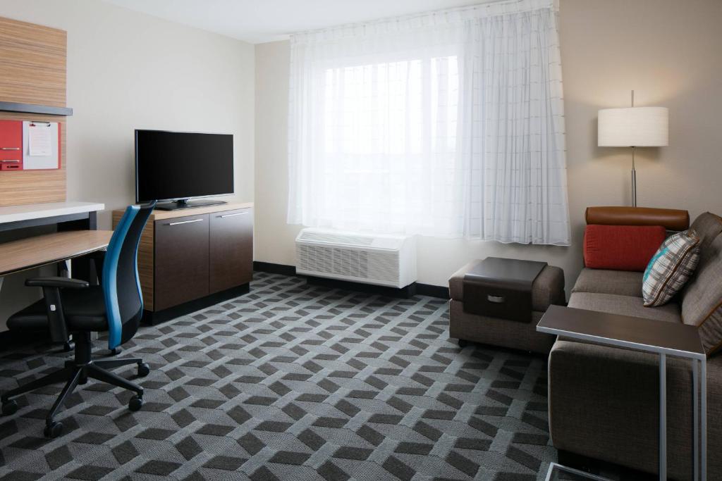 TownePlace Suites by Marriott Kansas City Airport - Suite Queen D'une Chambre