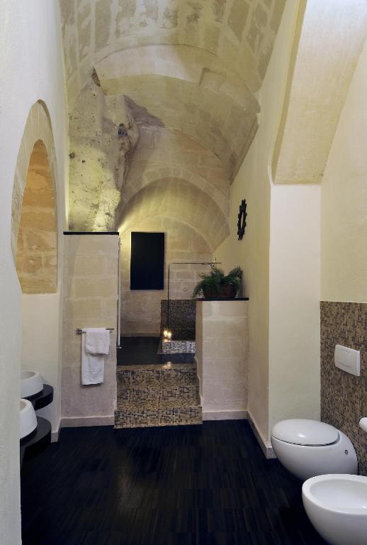 Un baño de Fra I Sassi Residence