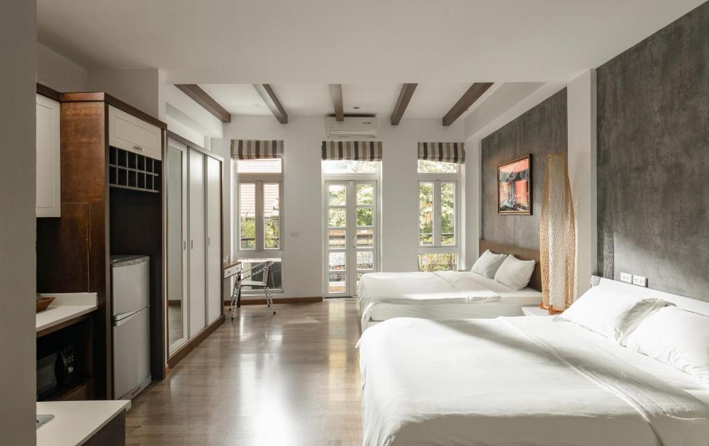 Ένα ή περισσότερα κρεβάτια σε δωμάτιο στο *SUPER LOCATION*2 BEDS*OLD QUARTER