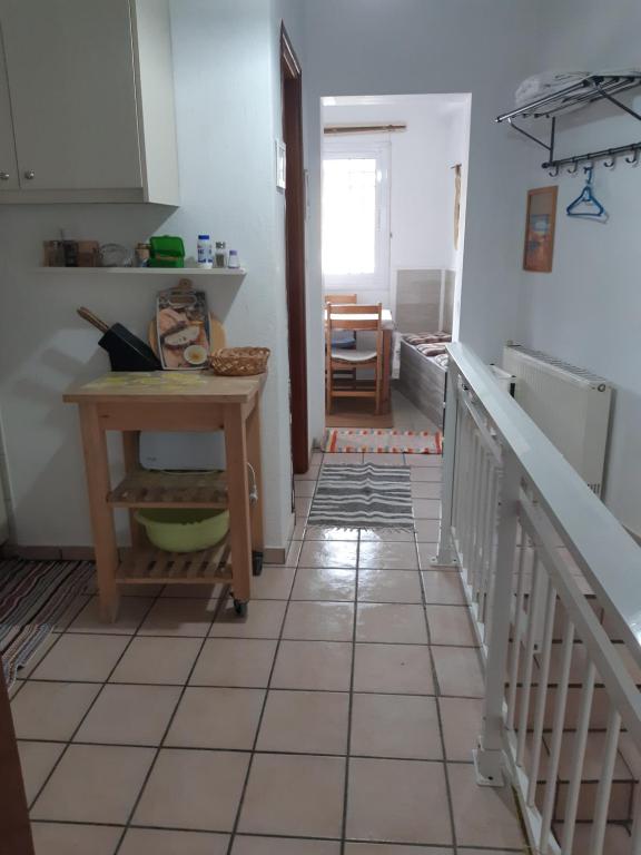 Anthos Apartments - Familienzimmer Mit Gartenansicht