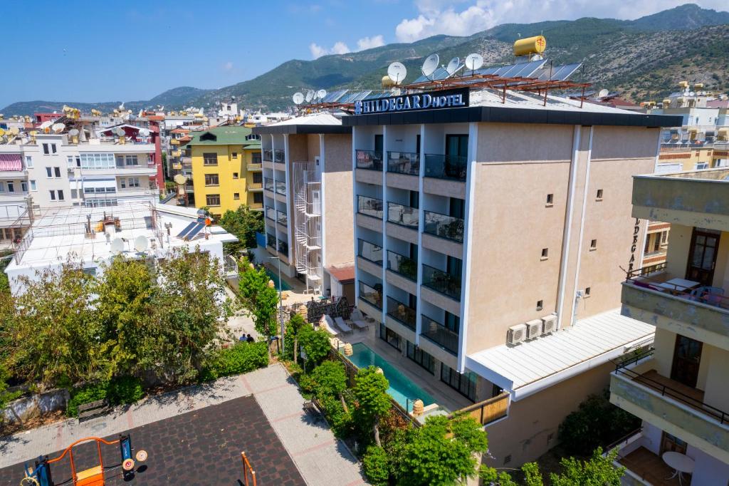 Nespecifikovaný výhled na hory nebo výhled na hory při pohledu z hotelu