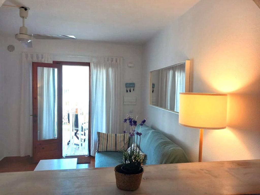 Posezení v ubytování Apartamento planta baja en Arenal a 3 min playa