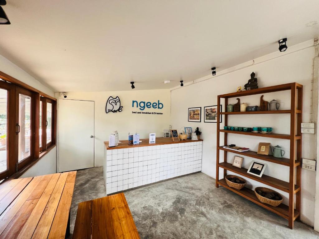 Ngeeb bed and EV station - Resim 11