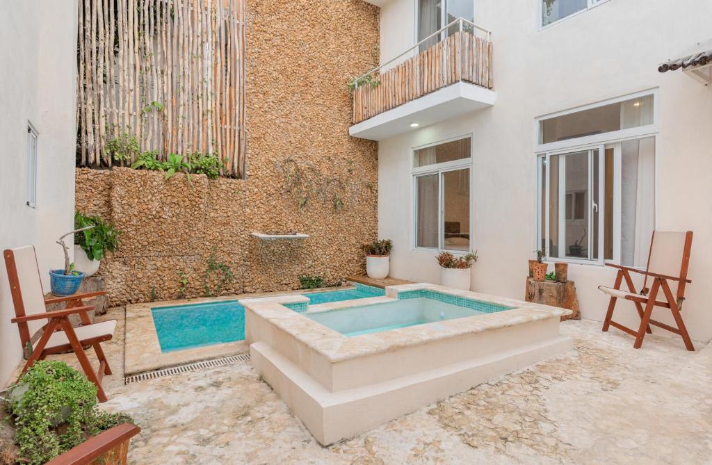 Bazén v ubytování Enriquillo 2-Bedroom Apt Casa Areito nebo v jeho okolí