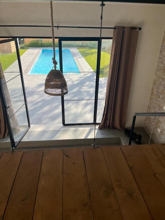 Bazén v ubytování Villa Calimma nebo v jeho okolí