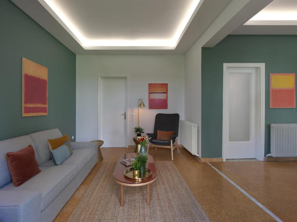 Stylish Sanctuary, Pangrati Gem Refurbished
