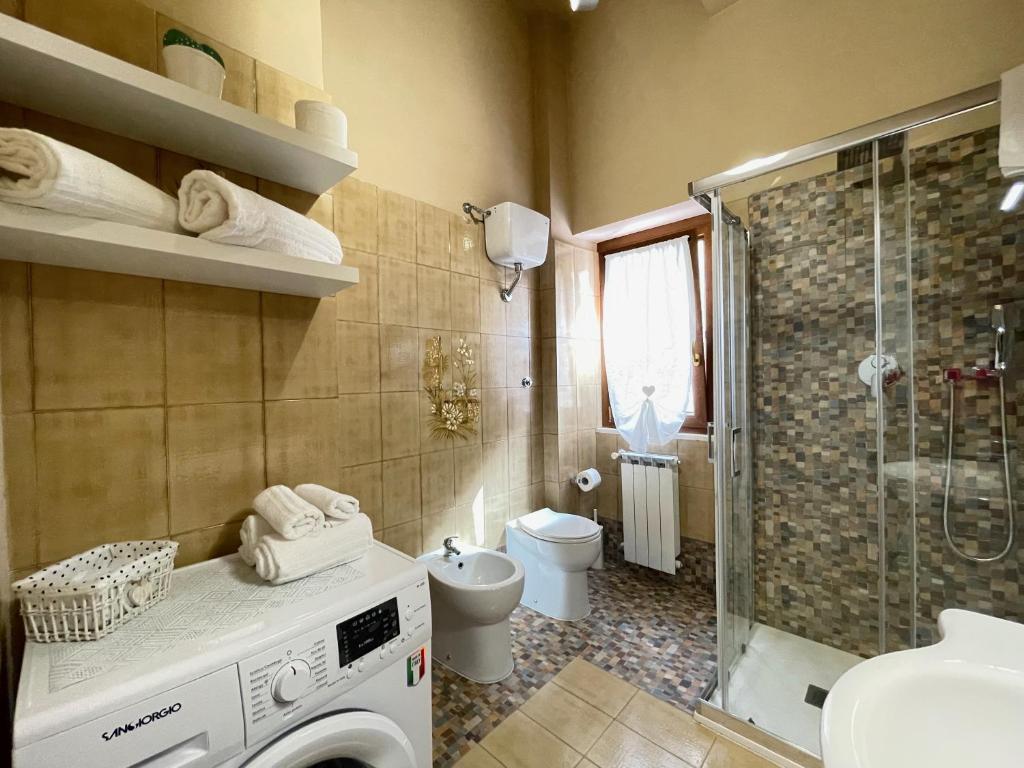 A bathroom at CASA GRAMSCI - Anzio Centro