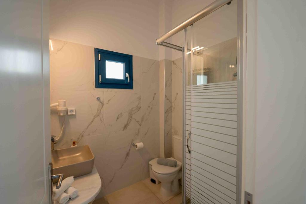 Kúpeľňa v ubytovaní HELIADES SUITES