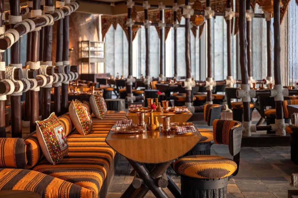 ITC Ratnadipa, a Luxury Collection Hotel, Colombo - 5