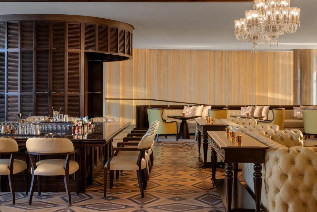 ITC Ratnadipa, a Luxury Collection Hotel, Colombo - 18