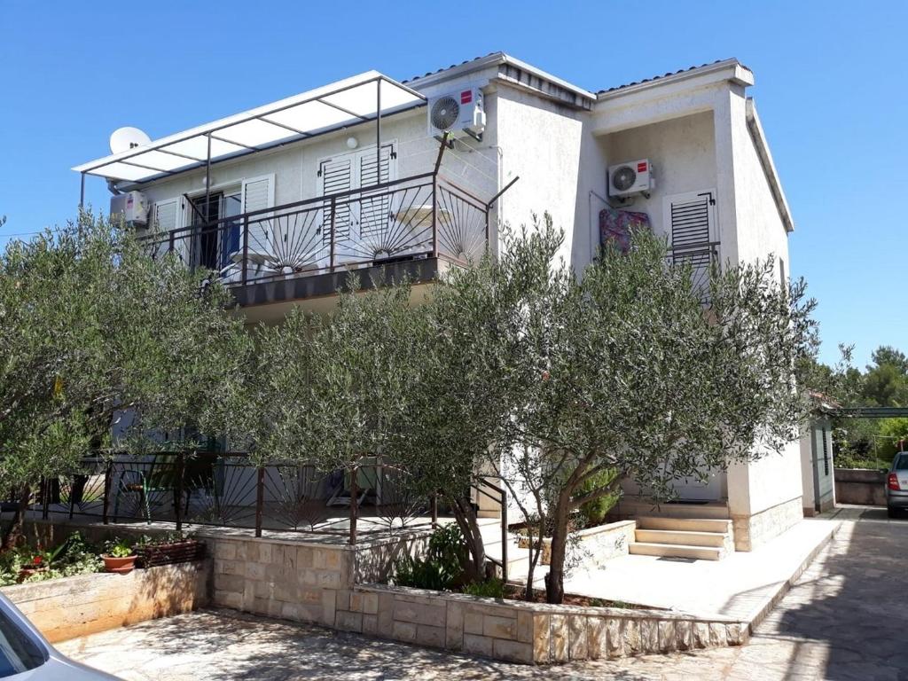 Apartments with parking space Srima - Vodice, Vodice - 22994