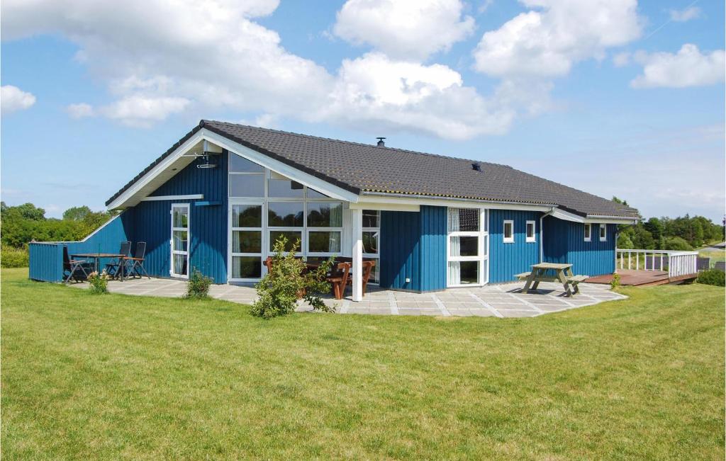 Budova, kde se prázdninový dům nachází