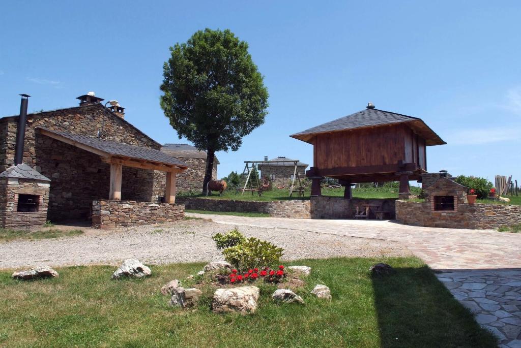 Zahrada ubytování Apartamentos rurales Casa Do Cabo
