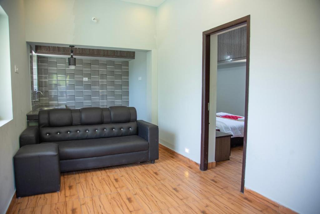 Posezení v ubytování JK - 4 BHK Villa