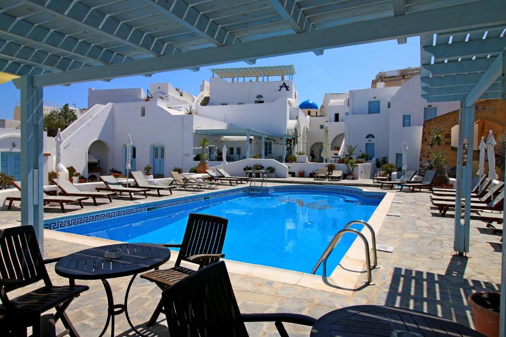 Het zwembad bij of vlak bij Aethrio Sunset Village - Oia