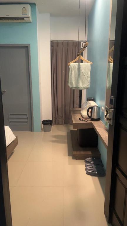 Hotel The Journey Patong New - Resim 43