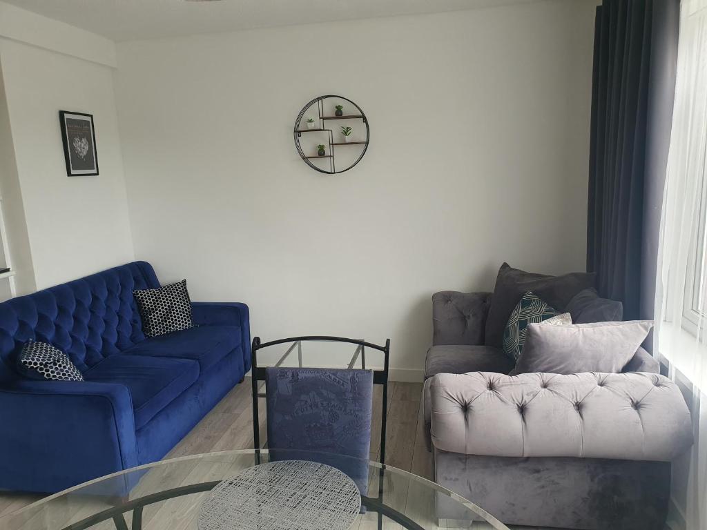 Fotografie z fotogalerie ubytování Sunny Apartment In Cheltenham v destinaci Cheltenham