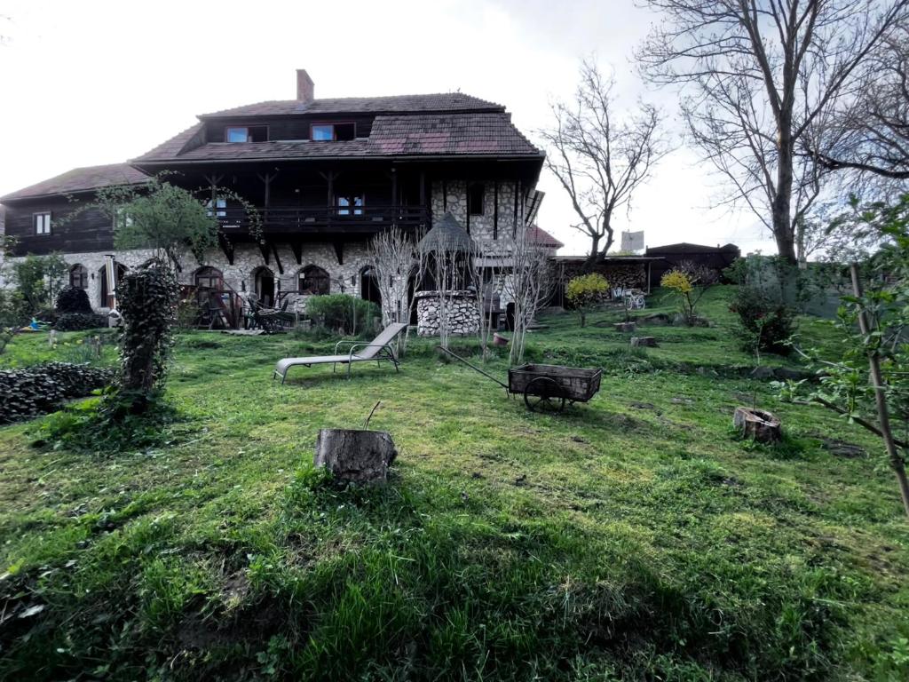 Zahrada ubytování LaConac Lupsa