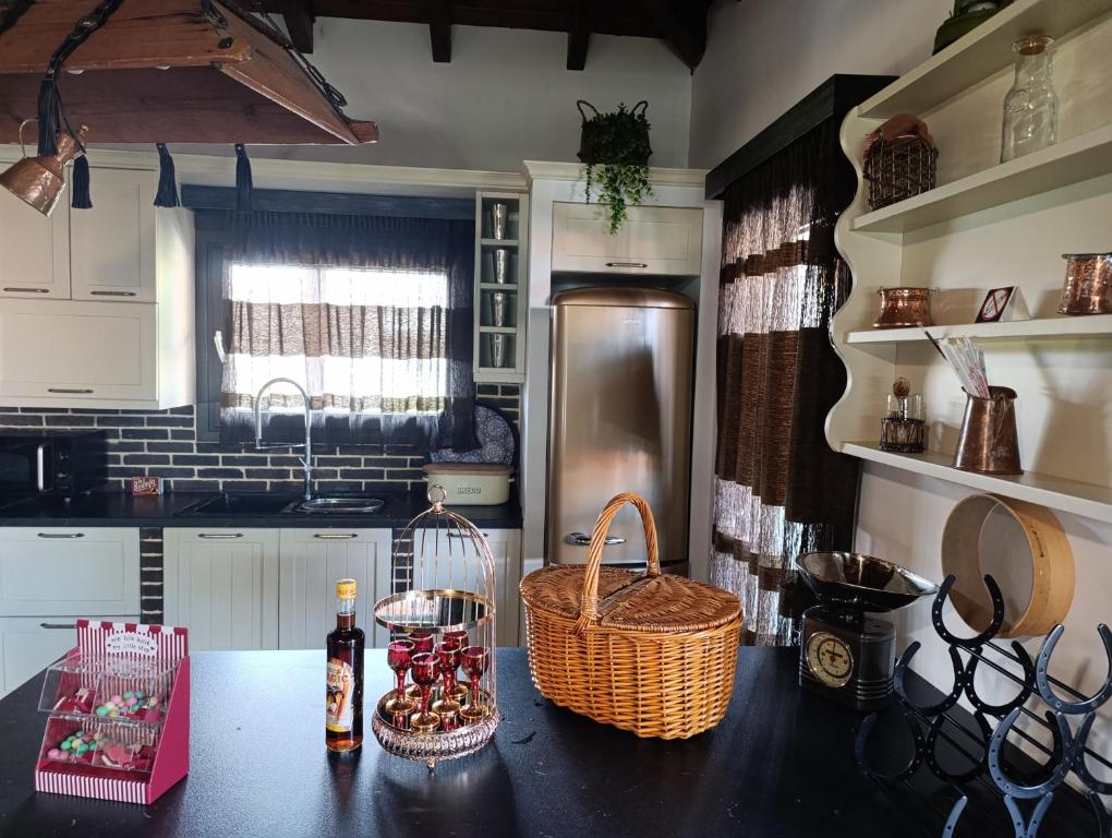 Kuchyň nebo kuchyňský kout v ubytování Vintage Lux Homes