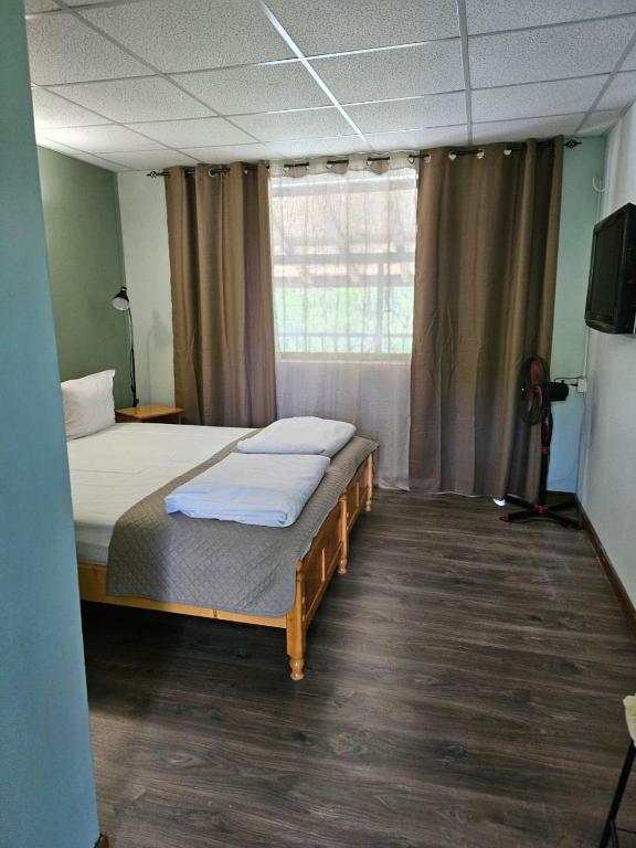 Postel nebo postele na pokoji v ubytování Orehite-Family Hotel ,Food & Pool
