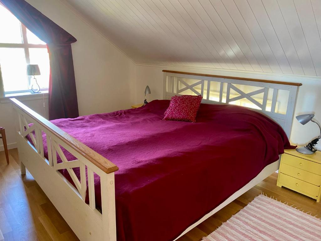 Postel nebo postele na pokoji v ubytování Nära Kvarnen-Mollösund