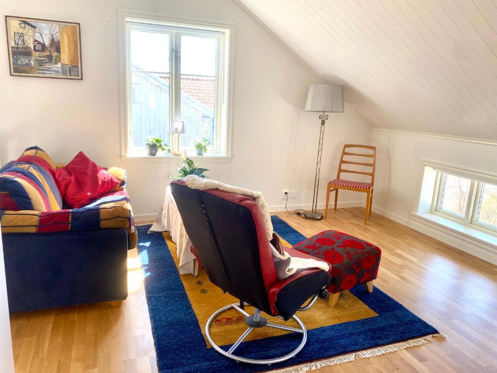 Posezení v ubytování Nära Kvarnen-Mollösund