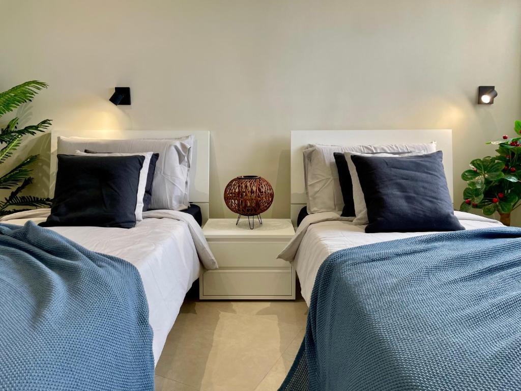 Bugibba Square Seafront Apartments by Holi - 3