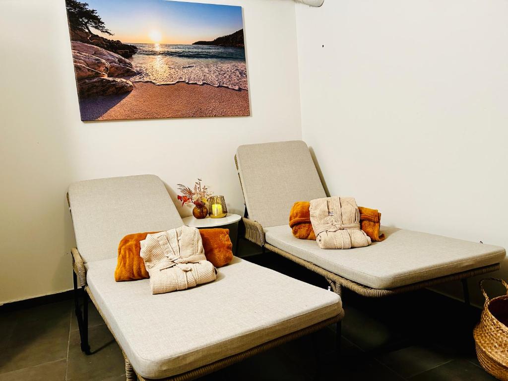 Posezení v ubytování LITELIVING Familiensuite BoHo