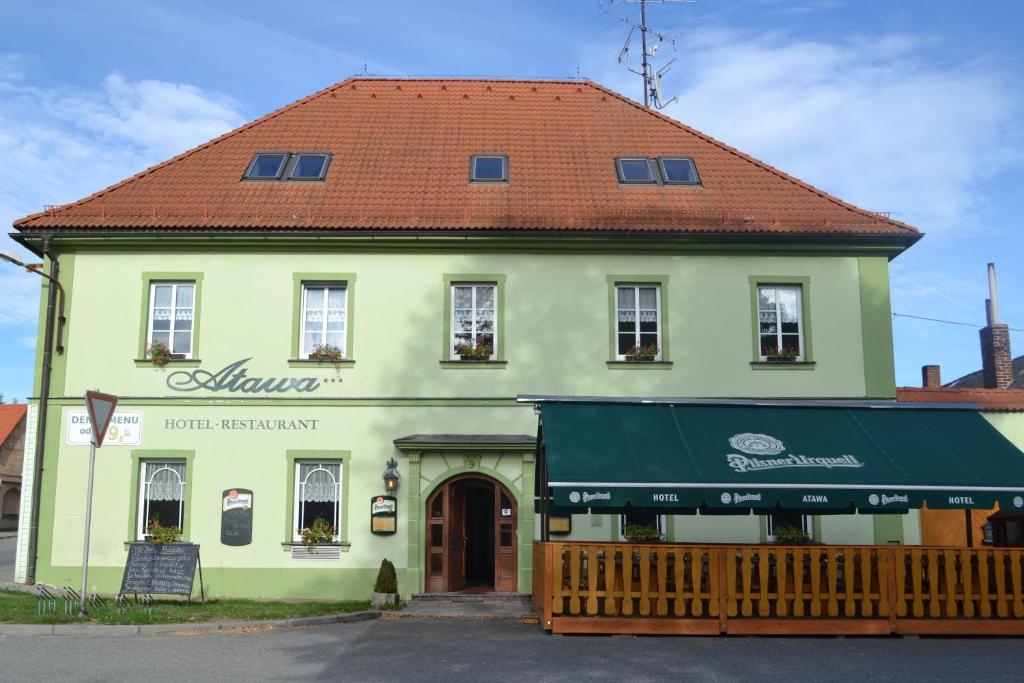 Budova, kde se hotel nachází