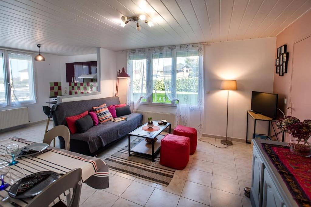 Posezení v ubytování Au Gîte d'Isigny - Maison de vacances - Normandie