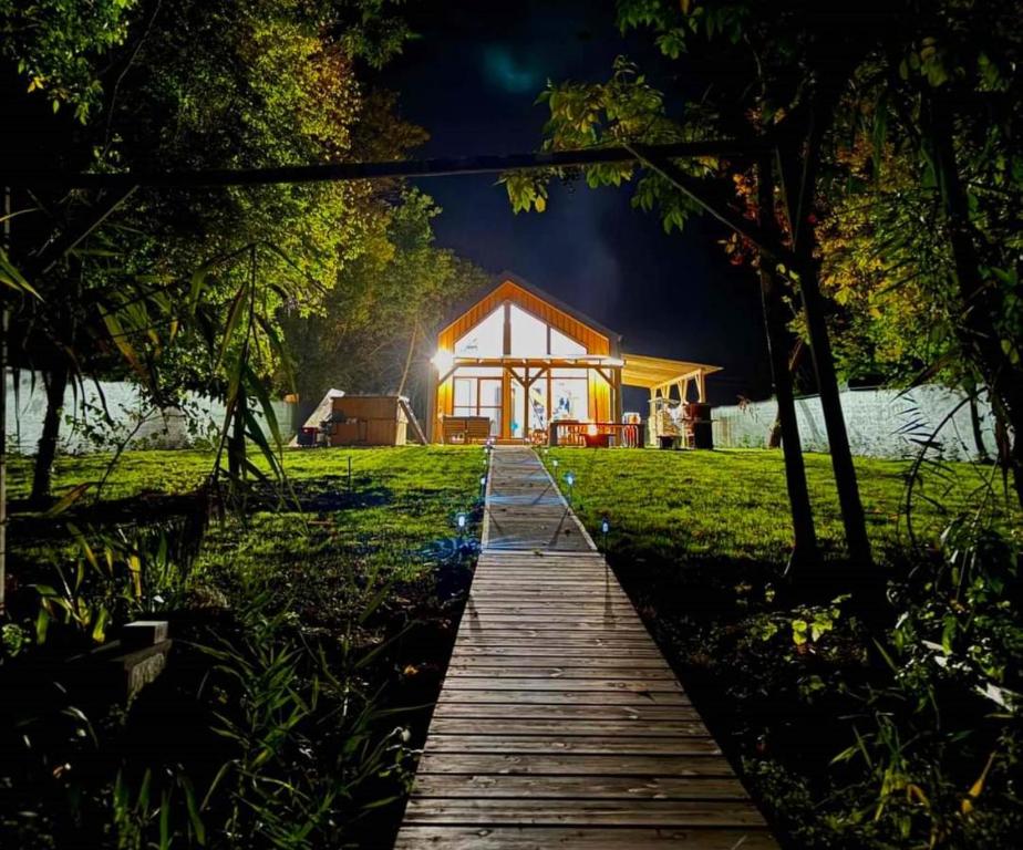 Chill House Danzug Gyomaendrőd 5502 Gyomaendrőd, Vásárhelyi Pál út 23. kép - 1