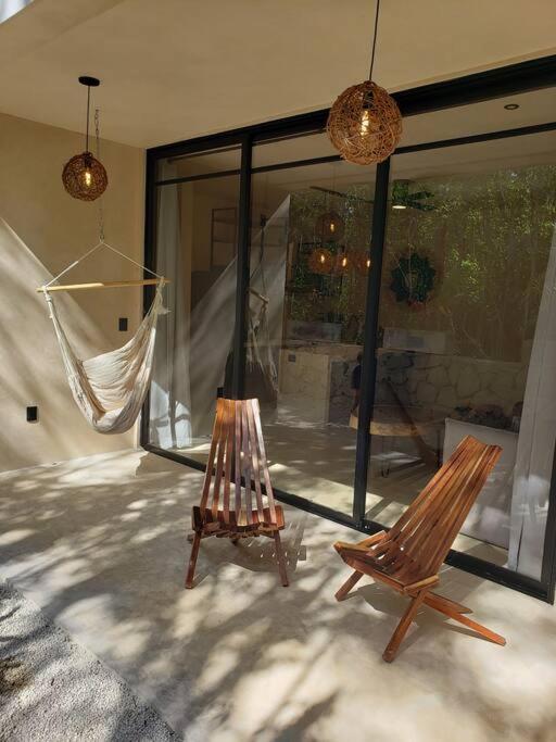 Patio o area all'aperto di Little Oasis with private pool in the jungle