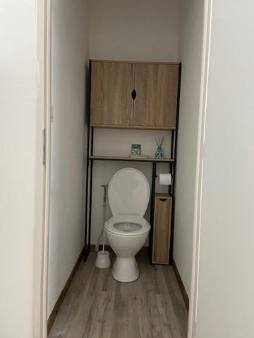 Łazienka w obiekcie La Requeyrie