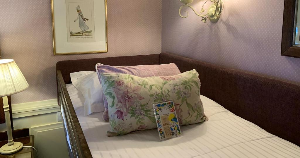 Postel nebo postele na pokoji v ubytování TI AL LANNEC Hotel - Restaurant & Spa