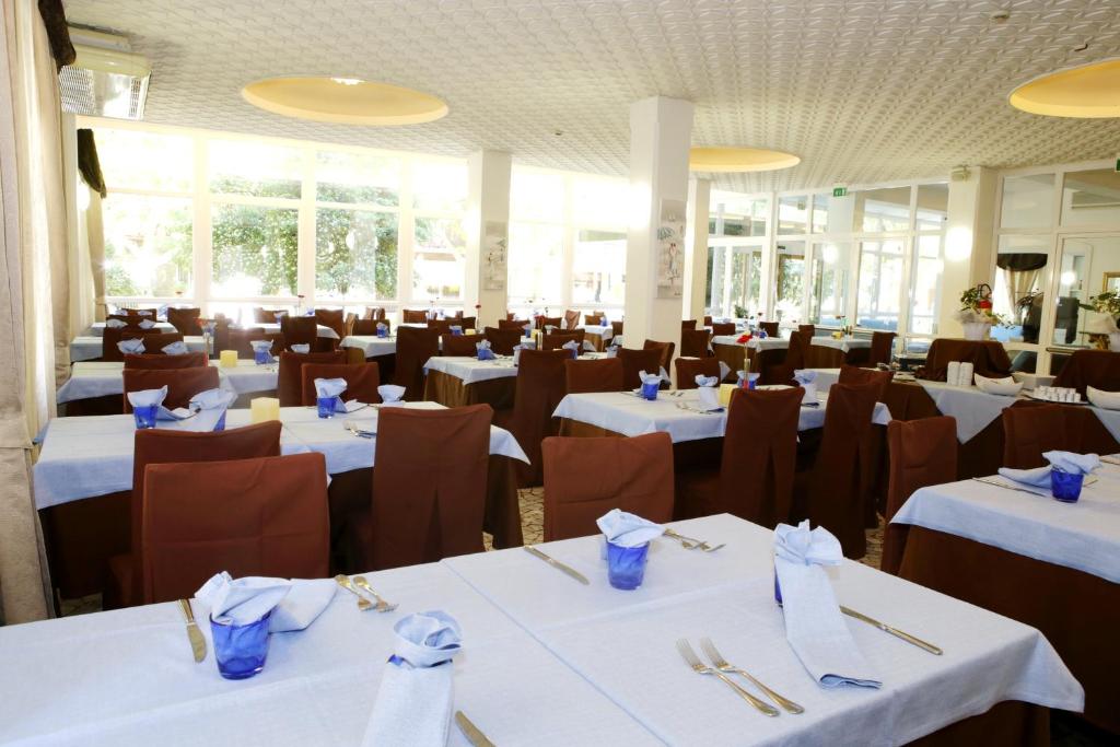 Restaurace v ubytování Hotel Jolie