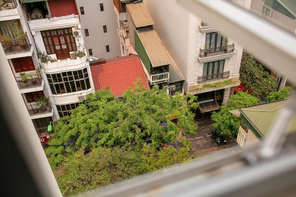 Tunger Premium Hotel & Travel - 13