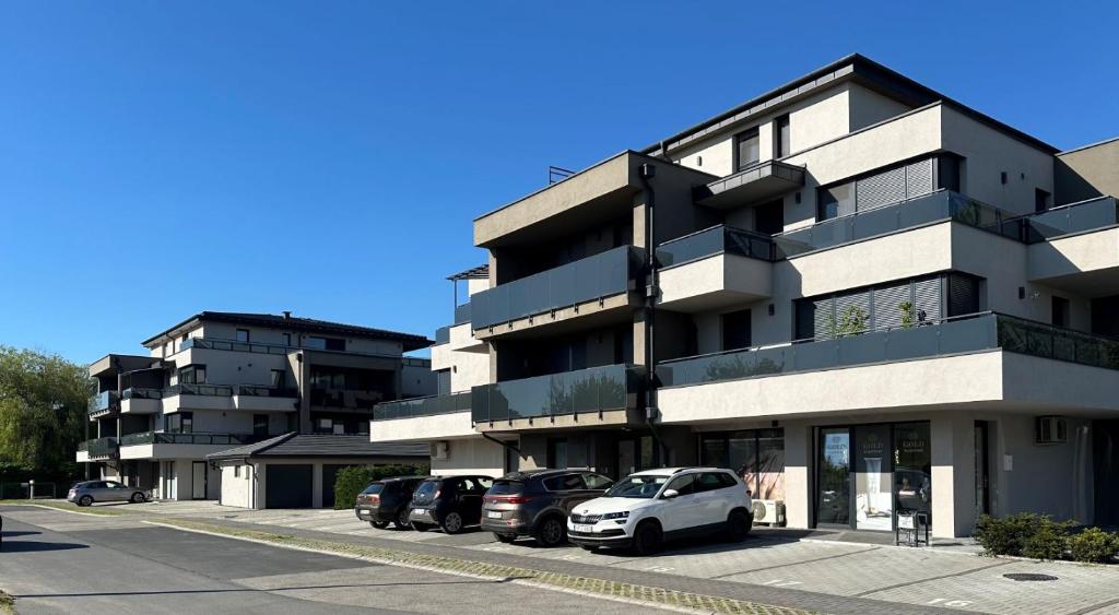 Budova, kde se apartmán nachází