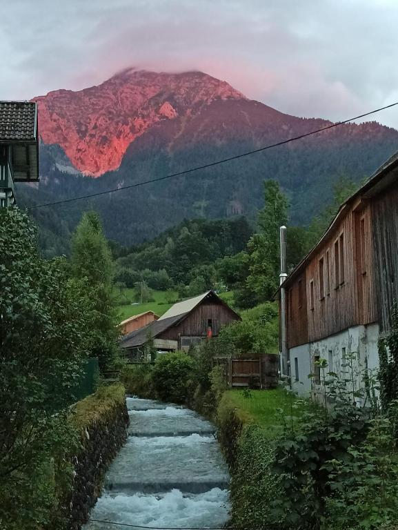 Nespecifikovaný výhled na hory nebo výhled na hory při pohledu z apartmánu