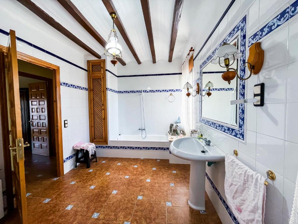 Kúpeľňa v ubytovaní CASA CAPITÁN INDALECIO.