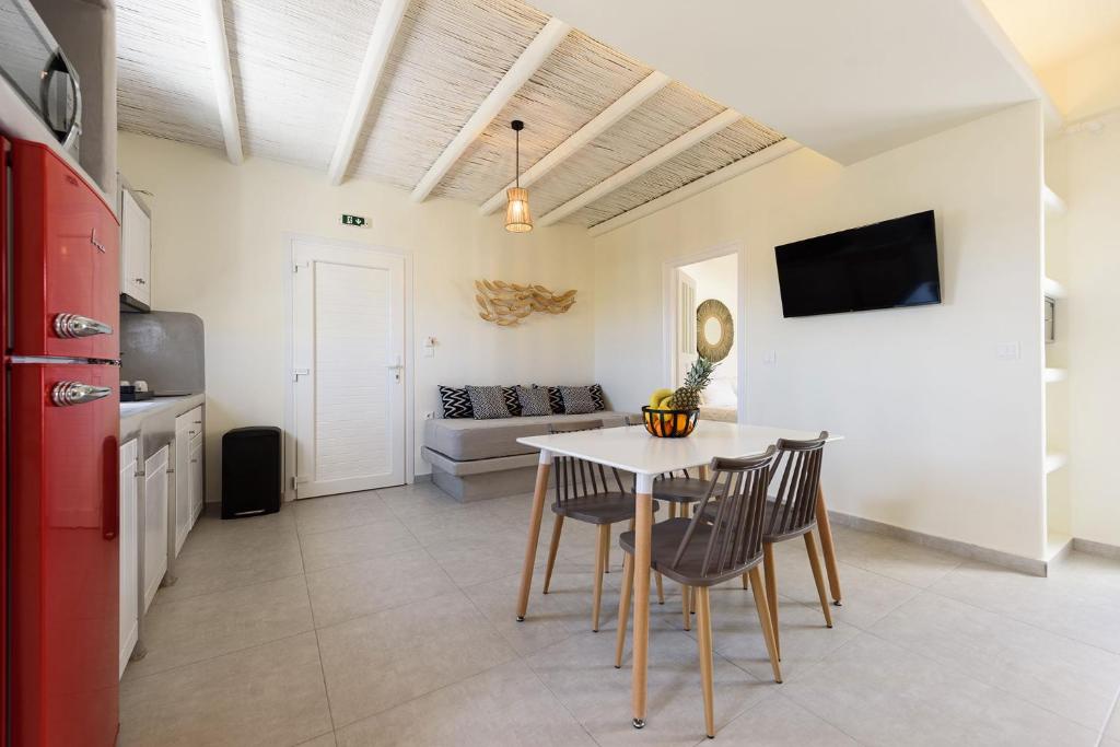 Vammos Luxury Residences - 5