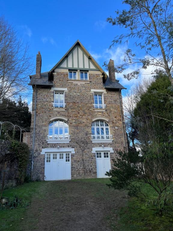 Gallery image of Le Cottage Clecy in Clécy